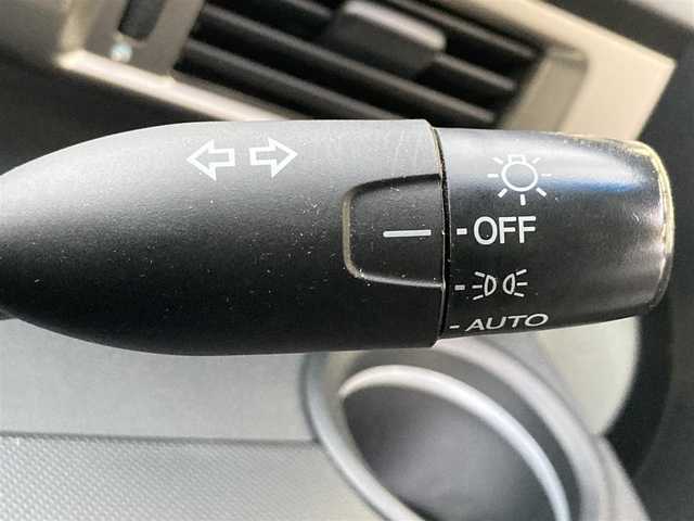 ホンダ フリード スパイク ハイブリット ジャストセレクション 静岡県 2012(平24)年 5.4万km プレミアムホワイトパール (株)IDOMが運営する【じしゃロン焼津店】の自社ローン専用車両になります。こちらは現金またはオートローンご利用時の価格です。自社ローンご希望の方は別途その旨お申付け下さい /社外ＳＤナビ/（フルセグＴＶ/ＣＤ/ＤＶＤ）/両側パワースライドドア/クルーズコントロール/バックカメラ/ＥＴＣ/ＨＩＤヘッドライト/オートライト/スマートキー