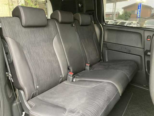 ホンダ フリード スパイク ハイブリット ジャストセレクション 静岡県 2012(平24)年 5.4万km プレミアムホワイトパール (株)IDOMが運営する【じしゃロン焼津店】の自社ローン専用車両になります。こちらは現金またはオートローンご利用時の価格です。自社ローンご希望の方は別途その旨お申付け下さい /社外ＳＤナビ/（フルセグＴＶ/ＣＤ/ＤＶＤ）/両側パワースライドドア/クルーズコントロール/バックカメラ/ＥＴＣ/ＨＩＤヘッドライト/オートライト/スマートキー