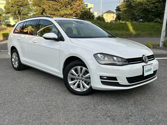 フォルクスワーゲン ゴルフ ヴァリアント TSI コンフォートライン BM 神奈川県 2016(平28)年 5.4万km ピュアホワイト DiscoverProパッケージ/ナビ・DVD・CD・SD・USB・AUX・Bluetoorh/ビルトインETC2.0/バックカメラ/革巻きステアリング/パドルシフト/AAC/ステアリングリモコン/サイドミラーヒーター/ウィンカーミラー/バイキセノンヘッドライトパッケージ/ルーフレール/純正16インチアルミ/純正フロアマット/トノカバー/保証書/取扱説明書