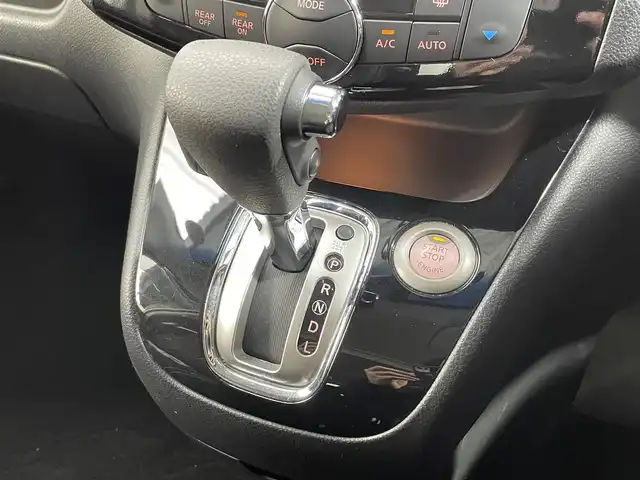 日産 セレナ HWS S HV Vセレ +Sefty 大阪府 2016(平28)年 1.1万km ブリリアントホワイトパール 純正9incナビTV バックカメラ フリップダウンモニター 両側パワースライドドア クルーズコントロール 衝突軽減ブレーキ レーンアシスト スマートキー プッシュスタート リアオートエアコン ETC