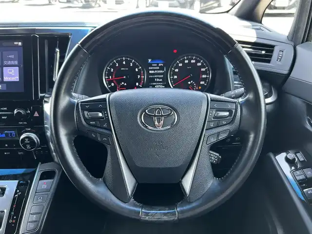 トヨタ ヴェルファイア Z ゴールデンアイズ 愛媛県 2020(令2)年 4.4万km ブラック ワンオーナー/純正9インチナビ/（AM/FM/BT）/バックカメラ/ドライブレコーダー/ビルドインETC/両側パワースライドドア/パワーバックドア/ハーフレザーシート/3列シート/衝突被害軽減システム/オートホールド付電子パーキング/レーダークルーズコントロール/コーナーセンサー/横滑り防止装置/純正LEDライト/オートライト/フォグランプ/純正18インチAW/社外フロアマット/ステアリングスイッチ/スマートキー/取扱説明書/保証書