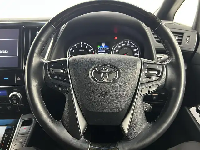 トヨタ アルファード S Aパッケージ タイプブラック 千葉県 2016(平28)年 4.8万km ブラック 禁煙車/プリクラッシュセーフティ/後席モニター/両側電動スライドドア/パワーバックドア/純正10型ナビ（NSZN-Z66T）/CD/DVD/Bluetooth/フルセグTV/バックカメラ/レーダークルーズコントロール/クリアランスソナー/ハーフレザーシート/ビルトインETC/ウッド調コンビステアリング/ステアリングスイッチ/オートライト/横滑り防止機能/電動パーキング/純正17インチアルミホイール/純正フロアマット/プッシュスタート