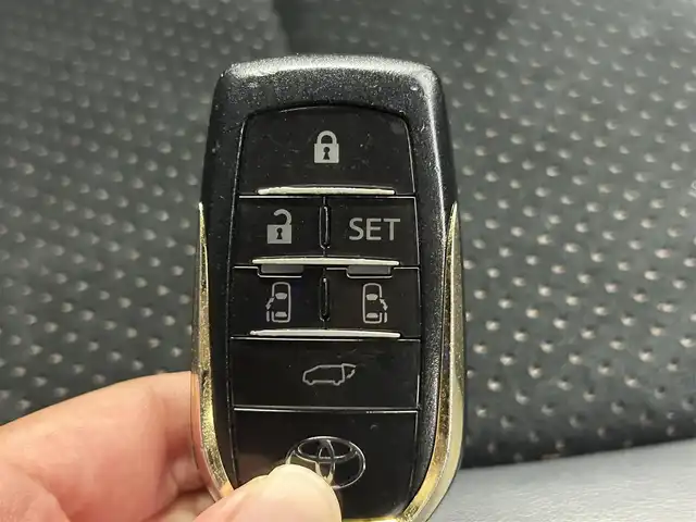 トヨタ アルファード S Aパッケージ タイプブラック 千葉県 2016(平28)年 4.8万km ブラック 禁煙車/プリクラッシュセーフティ/後席モニター/両側電動スライドドア/パワーバックドア/純正10型ナビ（NSZN-Z66T）/CD/DVD/Bluetooth/フルセグTV/バックカメラ/レーダークルーズコントロール/クリアランスソナー/ハーフレザーシート/ビルトインETC/ウッド調コンビステアリング/ステアリングスイッチ/オートライト/横滑り防止機能/電動パーキング/純正17インチアルミホイール/純正フロアマット/プッシュスタート