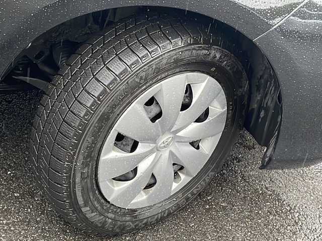 トヨタ ヴィッツ F 長野県 2013(平25)年 6.2万km ブラックマイカ 4WD/社外メモリナビフルセグTV//BT/CD/DVD/社外14インチアルミ付き夏タイヤ積込/ワイパーデアイサー/純正フロアマット/キーレス /オートライト/ETC