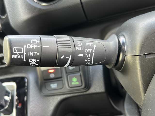 ホンダ Ｎ ＢＯＸ カスタム L 沖縄県 2022(令4)年 2.9万km メテオロイドグレーメタリック 社外ナビ　ＡＭ／ＦＭ／ＣＤ／ＤＶＤ　/Ｂｕｌｅｔｏｏｔｈ　/フルセグＴＶ　/バックモニター　/片側パワスラ　/ＥＴＣ　/追従クルーズコントロール　/レーンキープアシスト　/電動パーキングブレーキ　/衝突軽減装置