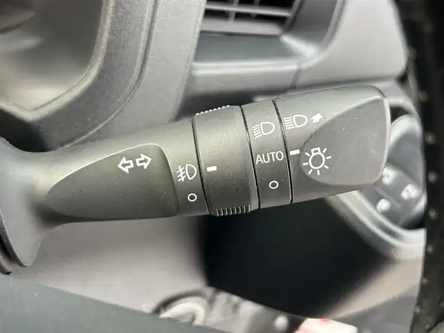 ダイハツ アトレー バン RS 愛知県 2023(令5)年 3.4万km ブラックマイカメタリック ターボ/純正ディスプレイオーディオ(フルセグTV/AM・FM/BT/AppleCarPlay/AndroidAuto/HDMI)/バックカメラ/ビルトインETC/前方ドラレコ/スマートアシスト/クルーズコントロール/レーンキープアシスト/LEDヘッドランプ/LEDフォグランプ/ドアミラーターンランプ/純正フロアマット/スペアキー/プッシュスタート/保証書/取扱説明書