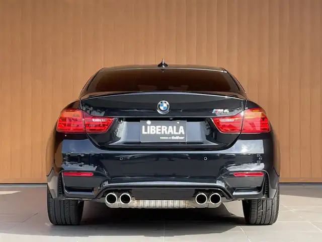 ＢＭＷ Ｍ４ クーペ 愛知県 2015(平27)年 5.1万km サファイアブラックP 純正ナビ フルセグTV サイド/バックカメラ インテリジェントSF レーンキープアシスト レーンチェンジアシスト ヘッドアップディスプレイ 黒革 シートヒーター harman/kardon ロクサーニ20インチアルミ ETC
