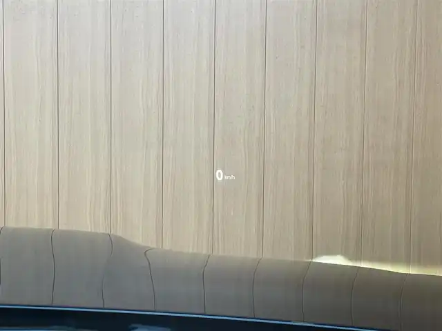 ＢＭＷ Ｍ４ クーペ 愛知県 2015(平27)年 5.1万km サファイアブラックP 純正ナビ フルセグTV サイド/バックカメラ インテリジェントSF レーンキープアシスト レーンチェンジアシスト ヘッドアップディスプレイ 黒革 シートヒーター harman/kardon ロクサーニ20インチアルミ ETC