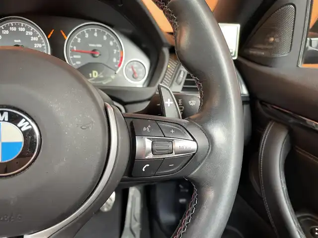 ＢＭＷ Ｍ４ クーペ 愛知県 2015(平27)年 5.1万km サファイアブラックP 純正ナビ フルセグTV サイド/バックカメラ インテリジェントSF レーンキープアシスト レーンチェンジアシスト ヘッドアップディスプレイ 黒革 シートヒーター harman/kardon ロクサーニ20インチアルミ ETC