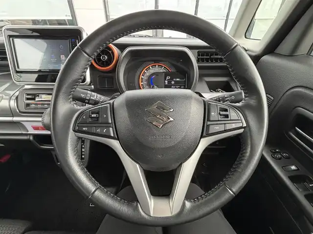 スズキ スペーシア ギア HYBRID XZターボ 宮城県 2021(令3)年 3.7万km デニムブルー ガンメタリック 2トーン 登録時走行距離36275km/AM・FM・CD・Bluetooth・フルセグTV・iPod/クルーズコントロール/ETC/バックカメラ/両側パワースライドドア/シートヒーター（D＋N）/ルーフレール/クリアランスソナー/スペアキー（2本）/ベンチシート/後席サンシェード/後席ISOFIX/フォグランプ/ウインカーミラー