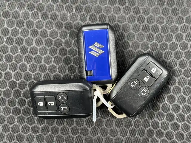 スズキ スペーシア ギア HYBRID XZターボ 宮城県 2021(令3)年 3.7万km デニムブルー ガンメタリック 2トーン 登録時走行距離36275km/AM・FM・CD・Bluetooth・フルセグTV・iPod/クルーズコントロール/ETC/バックカメラ/両側パワースライドドア/シートヒーター（D＋N）/ルーフレール/クリアランスソナー/スペアキー（2本）/ベンチシート/後席サンシェード/後席ISOFIX/フォグランプ/ウインカーミラー