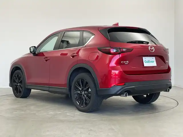 マツダ ＣＸ－５ XD ブラックトーンエディション 新潟県 2022(令4)年 2.8万km ソウルレッドクリスタルM ４WD/純正１０．２５インチナビ（Bluetooth・USB）/アラウンドビューモニター　/BOSEサウンド　/衝突被害軽減システム/フルセグ　/ハーフレザーシート　/D席パワーシート/D席メモリーシート　/前席シートヒーター　/電動リアゲート/LEDオートライト　/オートマチックハイビーム/レーンキープアシスト　/追従クルーズコントロール/前後コーナーセンサー/アイドリングストップ/ブラインドスポットモニター/クルージングトラフィックサポート/スマートシティブレーキサポート/パドルシフト/レザーステアリング/ステアリングヒーター/ヘッドアップディスプレイ/ドライバーアテンションアラート/ETC/MTモード付AT/純正フロアマット/純正１９インチアルミホイール/スマートキー/スペアキー/保証書/取扱説明書