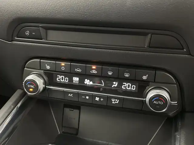 マツダ ＣＸ－５ XD ブラックトーンエディション 新潟県 2022(令4)年 2.8万km ソウルレッドクリスタルM ４WD/純正１０．２５インチナビ（Bluetooth・USB）/アラウンドビューモニター　/BOSEサウンド　/衝突被害軽減システム/フルセグ　/ハーフレザーシート　/D席パワーシート/D席メモリーシート　/前席シートヒーター　/電動リアゲート/LEDオートライト　/オートマチックハイビーム/レーンキープアシスト　/追従クルーズコントロール/前後コーナーセンサー/アイドリングストップ/ブラインドスポットモニター/クルージングトラフィックサポート/スマートシティブレーキサポート/パドルシフト/レザーステアリング/ステアリングヒーター/ヘッドアップディスプレイ/ドライバーアテンションアラート/ETC/MTモード付AT/純正フロアマット/純正１９インチアルミホイール/スマートキー/スペアキー/保証書/取扱説明書