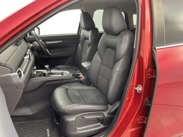 マツダ ＣＸ－５ XD ブラックトーンエディション 新潟県 2022(令4)年 2.8万km ソウルレッドクリスタルM ４WD/純正１０．２５インチナビ（Bluetooth・USB）/アラウンドビューモニター　/BOSEサウンド　/衝突被害軽減システム/フルセグ　/ハーフレザーシート　/D席パワーシート/D席メモリーシート　/前席シートヒーター　/電動リアゲート/LEDオートライト　/オートマチックハイビーム/レーンキープアシスト　/追従クルーズコントロール/前後コーナーセンサー/アイドリングストップ/ブラインドスポットモニター/クルージングトラフィックサポート/スマートシティブレーキサポート/パドルシフト/レザーステアリング/ステアリングヒーター/ヘッドアップディスプレイ/ドライバーアテンションアラート/ETC/MTモード付AT/純正フロアマット/純正１９インチアルミホイール/スマートキー/スペアキー/保証書/取扱説明書