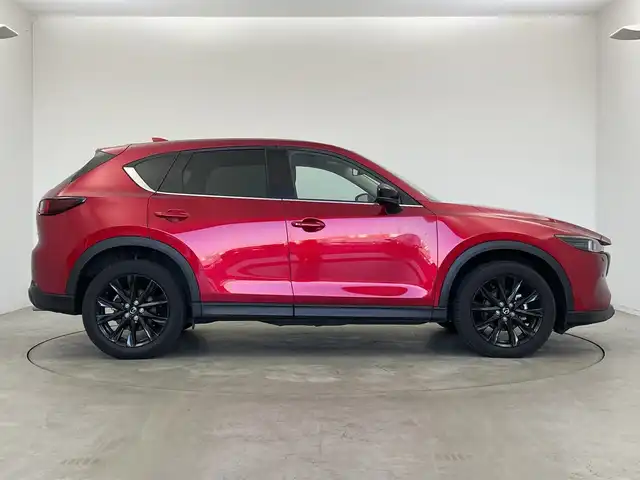 マツダ ＣＸ－５ XD ブラックトーンエディション 新潟県 2022(令4)年 2.8万km ソウルレッドクリスタルM ４WD/純正１０．２５インチナビ（Bluetooth・USB）/アラウンドビューモニター　/BOSEサウンド　/衝突被害軽減システム/フルセグ　/ハーフレザーシート　/D席パワーシート/D席メモリーシート　/前席シートヒーター　/電動リアゲート/LEDオートライト　/オートマチックハイビーム/レーンキープアシスト　/追従クルーズコントロール/前後コーナーセンサー/アイドリングストップ/ブラインドスポットモニター/クルージングトラフィックサポート/スマートシティブレーキサポート/パドルシフト/レザーステアリング/ステアリングヒーター/ヘッドアップディスプレイ/ドライバーアテンションアラート/ETC/MTモード付AT/純正フロアマット/純正１９インチアルミホイール/スマートキー/スペアキー/保証書/取扱説明書