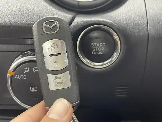 マツダ ロードスター S スペシャルパッケージ 群馬県 2015(平27)年 4.4万km ジェットブラックマイカ 純正メーカーナビ/バックカメラ/CD/DVD/Bluetooth/フルセグTV/USB/AUX/ETC/６FMT/防眩ミラー/スマートキー/プッシュスタート/純正AW/純正フロアマット/パワーウィンドウ