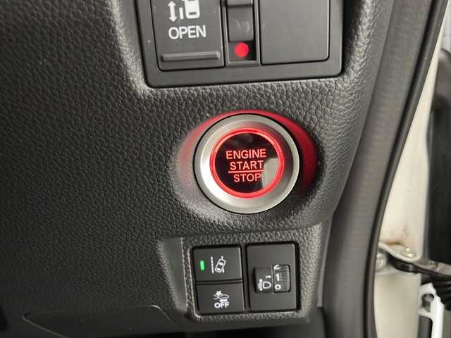 ホンダ Ｎ ＢＯＸ カスタム L 宮崎県 2021(令3)年 3万km プラチナホワイトパール 禁煙車/ホンダセンシング/社外ナビTV/（イクリプス/AVN-R10/CD/Bluetooth/フルセグTV)/社外バックカメラ/社外ETC/純正LEDオートライト/純正LEDフォグ/純正14インチアルミ/純正エアロ/純正ルーフエンドスポイラー/純正フロアマット/左側電動スライドドア/アダプティブクルーズコントロール/レーンディパーチャーアラート/オートマチックハイビーム/クリアランスソナー/オートエアコン/前席シートヒーター/スマートキー/プッシュエンジンスタート/スペアキー/新車時保証書/取扱い説明書