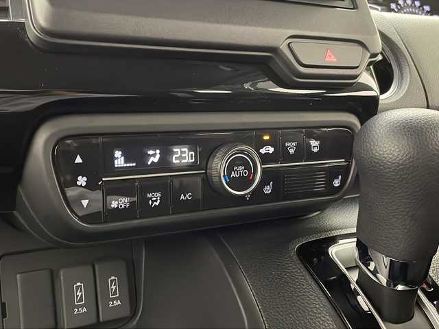 ホンダ Ｎ ＢＯＸ カスタム L 宮崎県 2021(令3)年 3万km プラチナホワイトパール 禁煙車/ホンダセンシング/社外ナビTV/（イクリプス/AVN-R10/CD/Bluetooth/フルセグTV)/社外バックカメラ/社外ETC/純正LEDオートライト/純正LEDフォグ/純正14インチアルミ/純正エアロ/純正ルーフエンドスポイラー/純正フロアマット/左側電動スライドドア/アダプティブクルーズコントロール/レーンディパーチャーアラート/オートマチックハイビーム/クリアランスソナー/オートエアコン/前席シートヒーター/スマートキー/プッシュエンジンスタート/スペアキー/新車時保証書/取扱い説明書