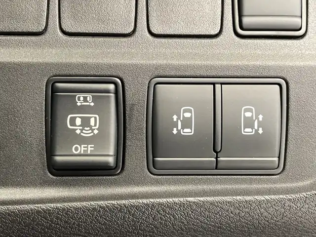 日産 セレナ e－パワー ハイウェイスター V 栃木県 2020(令2)年 4.8万km ダイヤモンドブラック 純正ナビ(MM319D-W)/(フルセグテレビ・Bluetooth・CD・DVD・SD)/後席モニター/全方位カメラ/バックカメラ/衝突軽減ブレーキ/レーンキープアシスト/クルーズコントロール/前後コーナーセンサー/前方ドライブレコーダー(DJ4-D)/両側パワースライドドア/ETC/純正アルミホイール/純正フロアマット/LEDヘッドライト/オートライト/純正エアロ(サイド・リア)/スマートキー