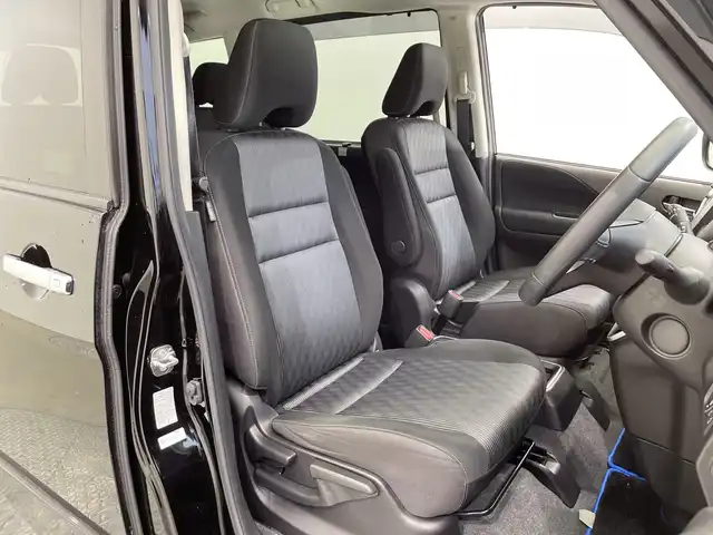 日産 セレナ e－パワー ハイウェイスター V 栃木県 2020(令2)年 4.8万km ダイヤモンドブラック 純正ナビ(MM319D-W)/(フルセグテレビ・Bluetooth・CD・DVD・SD)/後席モニター/全方位カメラ/バックカメラ/衝突軽減ブレーキ/レーンキープアシスト/クルーズコントロール/前後コーナーセンサー/前方ドライブレコーダー(DJ4-D)/両側パワースライドドア/ETC/純正アルミホイール/純正フロアマット/LEDヘッドライト/オートライト/純正エアロ(サイド・リア)/スマートキー