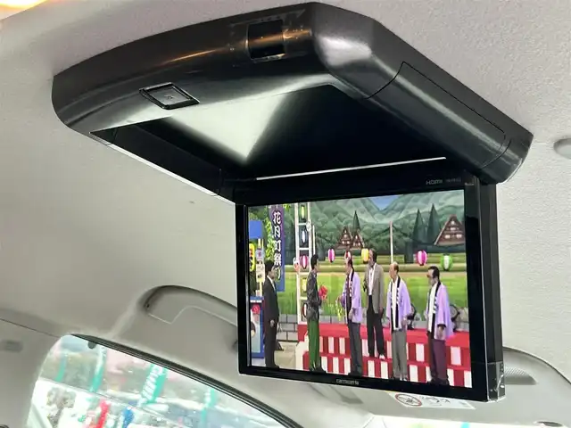 日産 セレナ ハイウェイスター Vセレクション 兵庫県 2017(平29)年 8.5万km ダイヤモンドブラック 純正９型ナビ/・TV.BT.AM.FM/エマージェンシーブレーキ/全方位カメラ/フリップダウンモニター/クルーズコントロール/パーキングアシスト/標識検知/前方ドラレコ/ビルトインＥＴＣ/純正フロアマット/純正ドアバイザー/スペアキー2本