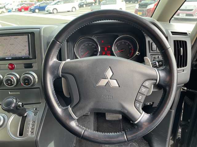 三菱 デリカＤ：５ G－Power package 愛知県 2009(平21)年 8.6万km 黒 HDDナビ/片側パワースライド/クルーズコントロール/バックカメラ/フルセグ/CD DVD/アルミホイール/４WD/パドルシフト/ETC/ステアリングスイッチ/スマートキー