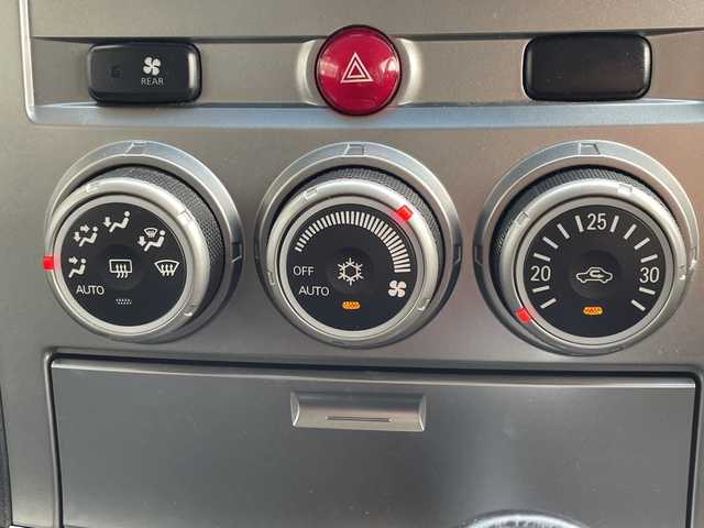 三菱 デリカＤ：５ G－Power package 愛知県 2009(平21)年 8.6万km 黒 HDDナビ/片側パワースライド/クルーズコントロール/バックカメラ/フルセグ/CD DVD/アルミホイール/４WD/パドルシフト/ETC/ステアリングスイッチ/スマートキー