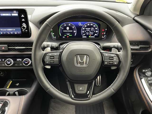 ホンダ ＺＲ－Ｖ ハイブリッド e:HEV Z 沖縄県 2023(令5)年 1.5万km スーパープラチナグレーメタリック 純正ナビ　/　(フルセグTV Bluetooth FM/AM)/マルチビューカメラシステム/ＢＯＳＥサウンド　/ETC2.0/前後ドライブレコーダー　/ホンダセンシング　/レザーシート　/パワーシート　/シートヒーター　/パドルシフト　/ステアリングスイッチ/ステアリングヒーター/クルーズコントロール/クリアランスソナー/LEDヘッドライト/オートライト/純正フロアマット/ＲＡＹＳホイール　/スマートキー/スペアキー/プッシュスタート/保証書/取扱説明書