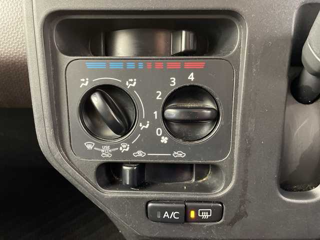 ダイハツ トール X SAⅢ 岐阜県 2019(平31)年 4.2万km パールホワイトⅢ 社外ナビ/（フルセグ/CD/DVD）/バックカメラ/片側パワーバックドア/純正フロアマット/純正ドアバイザー/前方ドライブレコーダー/電動格納ミラー/サマータイヤ積込み（純正ホイールキャップ付き）/スマートキー/スペアキー/スマートアシスト/コーナーセンサー/オートマチックハイビーム