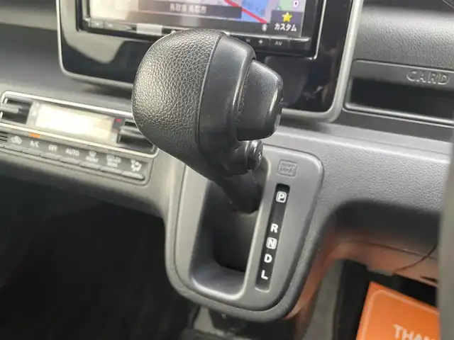 マツダ フレア ハイブリッド XS 鳥取県 2018(平30)年 10万km ピュアホワイトP (株)IDOMが運営する【じしゃロン鳥取店】の自社ローン対象車両になります。こちらは現金ご利用時の価格です。自社ローンご希望の方は別途その旨お申付け下さい。/社外ナビ（AVIC-RLS901）/・フルセグTV/・AM/FM/・CD/DVD/・Bluetooth接続/バックカメラ/アイドリングストップ/プッシュスタート/社外ドライブレコーダー/ETC