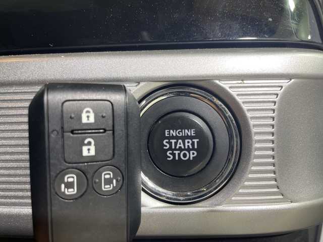 スズキ スペーシア カスタム HYBRID XS ターボ 神奈川県 2020(令2)年 2.7万km ピュアホワイトP 純正8型ＳＤナビ（AM/FM/CD/DVD/SD/Bluetooth/フルセグ）/セーフティサポート/両側パワスラ/全方位カメラ/ＬＥＤヘッドライト/ビルトインＥＴＣ/シートヒーター/前後ドラレコ/アダプティブクルーズコントロール/純正１５インチＡＷ/スマートキー/レーンキープ/デュアルカメラブレーキサポート/ハーフレザーシート/パドルシフト/ヘッドアップディスプレイ/電動格納ミラー