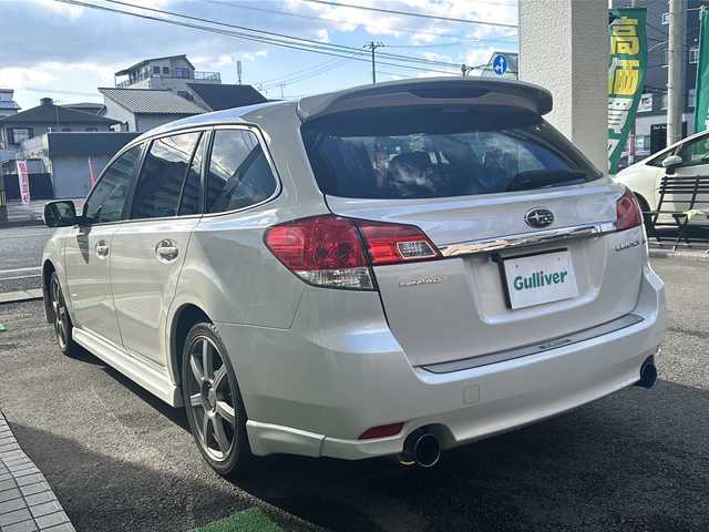 スバル レガシィ ツーリングワゴン 2．5GT Sパッケージ 高知県 2009(平21)年 14.1万km サテンホワイトパール 柿本改マフラー/ＭＴ/純正１８インチアルミ/フルセグＴＶ/Ｂｌｕｅｔｏｏｔｈオーディオ/ＣＤ・ＤＶＤ/バックカメラ/ＥＴＣ/純正フロアマット/オートライト/純正フロアマット/ハーフレザー/パワーシート