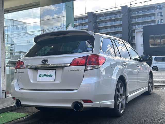 スバル レガシィ ツーリングワゴン 2．5GT Sパッケージ 高知県 2009(平21)年 14.1万km サテンホワイトパール 柿本改マフラー/ＭＴ/純正１８インチアルミ/フルセグＴＶ/Ｂｌｕｅｔｏｏｔｈオーディオ/ＣＤ・ＤＶＤ/バックカメラ/ＥＴＣ/純正フロアマット/オートライト/純正フロアマット/ハーフレザー/パワーシート