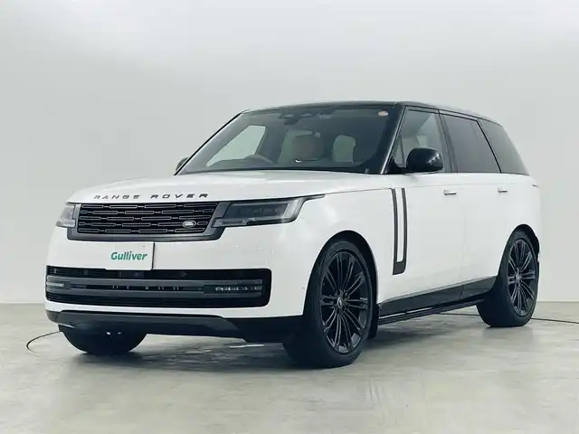 ランドローバー レンジローバー SE 福島県 2024(令6)年 0.7万km パール サンルーフ/MERIDIANプレミアムサウンド/純正OP23インチAW/シャドーエクステリアパック/エマージェンシーブレーキ/・ドライバーコンディションモニター/・レーンアシスト/・レーダークルーズコントロール/・オートマチックパーキングエイド/・リアトラフィックモニター/・クリアランスソナー/純正ナビ/・Bluetooth/AM/FM/・全方位カメラ/・前後ドライブレコーダー/・ビルトインETC2.0/革巻きステアリング/・ステアリングリモコン/・ステアリングヒーター/・パドルシフト/レザーシート/・パワーシート(運転席/助手席)/・メモリシート(運転席/助手席)/・シートヒーター(運転席/助手席)/・エアシート(運転席/助手席)/プッシュスタート/・スマートキー/・スペアキー/LEDヘッドライト/・オートライト/・フォグライト/オートステップ/マッドフラップ/純正フロアマット/ワンオーナー/・保証書/取扱説明書