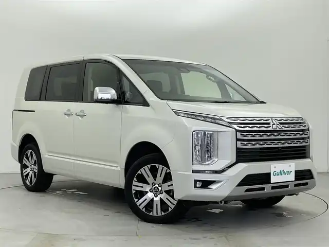 三菱 デリカＤ：５ P 富山県 2020(令2)年 3万km ウォームホワイトパール 社外オーディオ（FH-8500DVS）/　　ーーCD、bluetooth、AppleCarPlay/360度カメラ/左自動ステップ/両側パワースライドドア/ACC/衝突軽減ブレーキシステム/レーンキープ/ブラインドスポット/運転席パワーシート/前席シートヒーター/LEDヘッドライト/フォグ/スマートキー/パワーバックドア/パドルシフト/保証書、取説/スペアキー