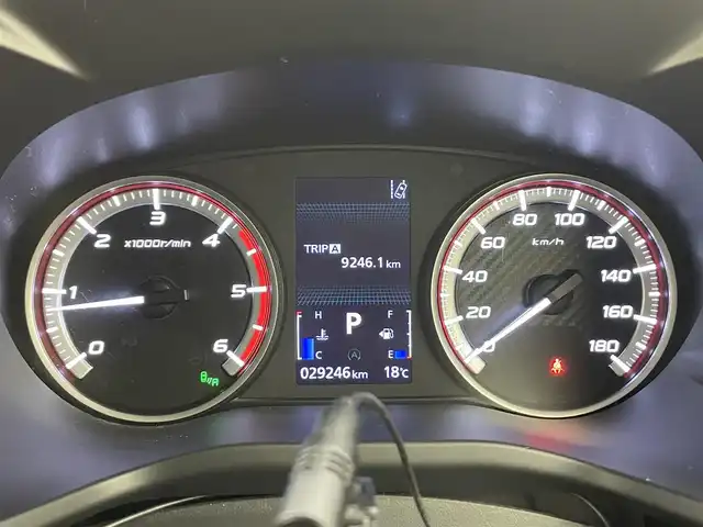 三菱 デリカＤ：５ P 富山県 2020(令2)年 3万km ウォームホワイトパール 社外オーディオ（FH-8500DVS）/　　ーーCD、bluetooth、AppleCarPlay/360度カメラ/左自動ステップ/両側パワースライドドア/ACC/衝突軽減ブレーキシステム/レーンキープ/ブラインドスポット/運転席パワーシート/前席シートヒーター/LEDヘッドライト/フォグ/スマートキー/パワーバックドア/パドルシフト/保証書、取説/スペアキー