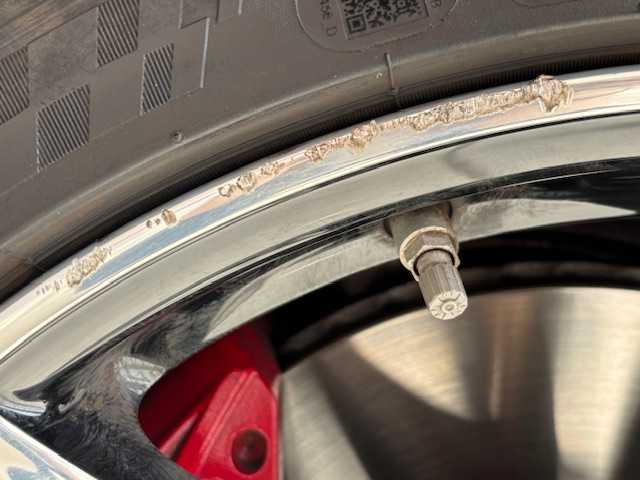 トヨタ スープラ RZ 埼玉県 2020(令2)年 1.5万km ホワイトメタリック プリクラッシュセーフティ/純正8.8インチナビ/　　CD/DVD/フルセグ/USB/バックカメラ/レーダークルーズコントロール/LEDヘッドライト/レザーシート/シートヒーター/スマートキー2本/純正19インチアルミホイール/プッシュスタート/アイドリングストップ/ETC