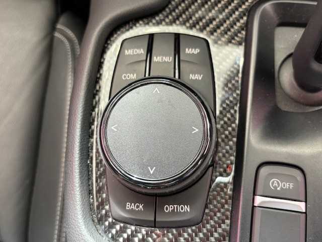 トヨタ スープラ RZ 埼玉県 2020(令2)年 1.5万km ホワイトメタリック プリクラッシュセーフティ/純正8.8インチナビ/　　CD/DVD/フルセグ/USB/バックカメラ/レーダークルーズコントロール/LEDヘッドライト/レザーシート/シートヒーター/スマートキー2本/純正19インチアルミホイール/プッシュスタート/アイドリングストップ/ETC