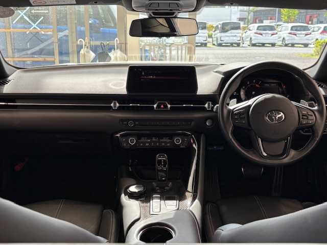 トヨタ スープラ RZ 埼玉県 2020(令2)年 1.5万km ホワイトメタリック プリクラッシュセーフティ/純正8.8インチナビ/　　CD/DVD/フルセグ/USB/バックカメラ/レーダークルーズコントロール/LEDヘッドライト/レザーシート/シートヒーター/スマートキー2本/純正19インチアルミホイール/プッシュスタート/アイドリングストップ/ETC