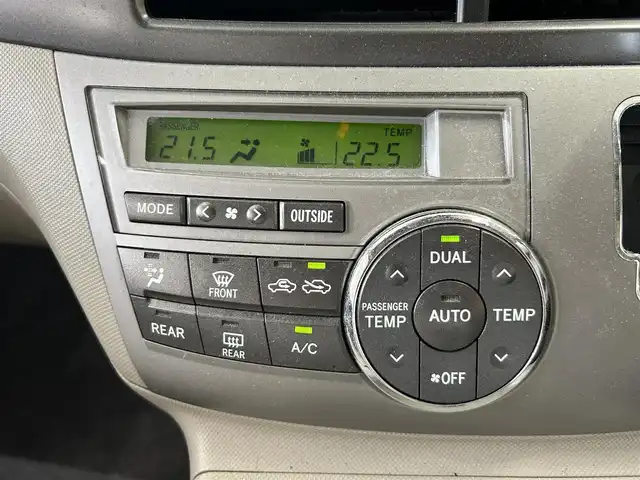 トヨタ エスティマ ハイブリッド X 東京都 2008(平20)年 16.7万km ホワイトパールクリスタルシャイン 純正ディーラーナビ/(NHZT-W58)/(CD/DVD/HDD/フルセグＴＶ/AUX)/純正フリップダウンモニター/キャプテンシート/セカンドシートオットマン/左側パワースライドドア/イージークローザードア/電動格納ミラー/オートライト/HID/フォグランプ/ドアバイザー/AC100V電源/AFS/ETC/リアプライバシーガラス/横滑り防止機能/オートエアコン/新車時保証書/取扱説明書/スマートキー/プッシュスタート/ABS＆WSRS