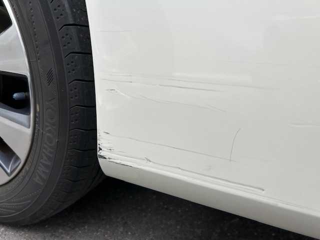 日産 セレナ ハイウェイスターVセレクションⅡ 東京都 2017(平29)年 4.6万km ブリリアントホワイトパール メモリナビ/フルセグテレビ/バックカメラ/両側パワースライドドア/プッシュスタート/クルーズコントロール/フリップダウンモニター/ETC