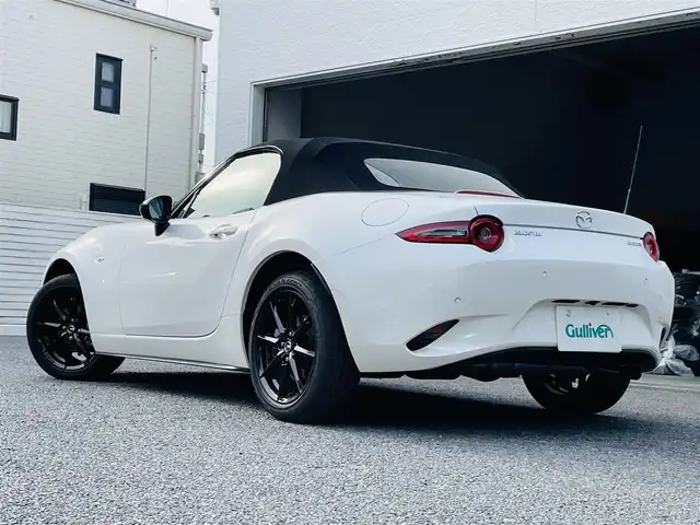 マツダ ロードスター S スペシャルパッケージ 神奈川県 2025(令7)年 0.2万km スノーフレイクホワイトパールマイカ 登録時走行距離1617km/ワンオーナー/純正HDDナビ/　【フルセグTV/】/バックカメラ/クルーズコントロール(追従走行有り)/衝突被害軽減ブレーキ/横滑り防止/シートヒーター/コーナーセンサー/ビルトインETC/オートライト/純正LEDライト/スマートキー/プッシュスタート/純正アルミホイール 16インチ/純正フロアマット/リアプライバシーガラス/スペアキー×1【スマートキー】/保証書/取扱説明書