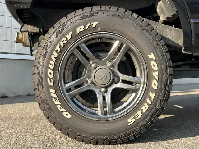 スズキ ジムニー ランドベンチャー 山形県 2017(平29)年 12.8万km ブルーイッシュブラックパール3 4WD/禁煙車/リフトアップ/社外F＆Rバンパー/社外マフラー/社外テールランプ/社外サス&ラテラルロッド/社外SDナビ/FM/AM/USB/DVD/SD/シートヒーター（D）/前席ドライブレコーダー/ダブルエアバック/純正バイザー/保証書/取扱説明書