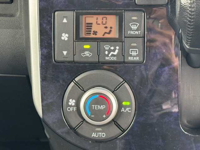 ダイハツ タント カスタムRSトップED VS SAⅢ 静岡県 2018(平30)年 3.9万km ブラックマイカメタリック ●純正ナビ/(フルセグ/CD/DVD/Bluetooth)/(NSZP-X69D)/●運転席シートヒーター/●全方位カメラ/●衝突被害軽減システム/●レーンキープアシスト/●後方コーナーセンサー/●フォグランプ/●オートライト/●オートマチックハイビーム/●革巻きステアリング/●ステアリングスイッチ/●ETC/●前方ドライブレコーダー/●両側パワースライドドア/●電動格納ウィンカーミラー/●スマートキー/●プッシュスタート/●ドアバイザー/●フルエアロ/●社外サスローダウン/●社外4本出マフラー(FUJITSUBO)/●純正フロアマット/●社外15インチアルミホイール/●ダブルSRS＋ABS