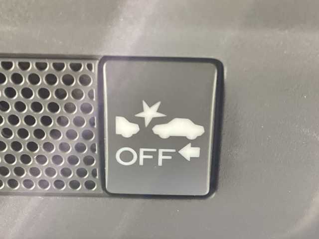 スバル インプレッサ スポーツ 2．0i－Lアイサイト 神奈川県 2017(平29)年 4.6万km アイスシルバーメタリック アイサイト/バックカメラ/ドライブレコーダー/スペアキー/autoライト/LEDヘッドライト/純正ナビ/電子パーキング/ETC/プッシュスタート/シートリフター/フォグランプ/Bluetooth/フルセグテレビ/オートホールド/SRH/革ステアリング/電動格納ミラー/純正フロアマット/純正アルミホイール/純正ドアバイザー/ダウンヒル/スマートキー/パドルシフト/ウィンカーミラー