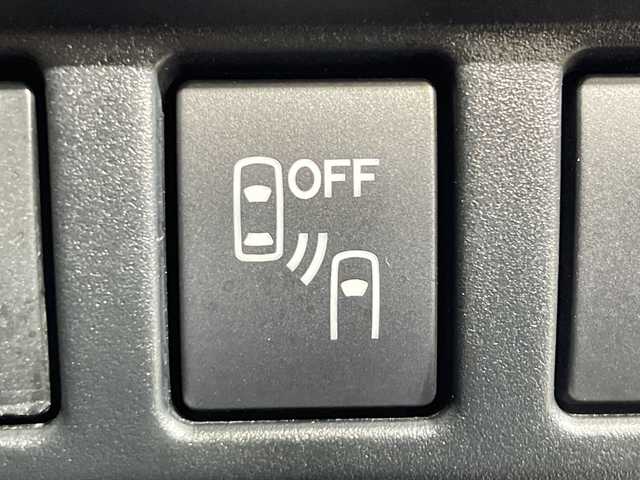 スバル インプレッサ スポーツ 2．0i－Lアイサイト 神奈川県 2017(平29)年 4.6万km アイスシルバーメタリック アイサイト/バックカメラ/ドライブレコーダー/スペアキー/autoライト/LEDヘッドライト/純正ナビ/電子パーキング/ETC/プッシュスタート/シートリフター/フォグランプ/Bluetooth/フルセグテレビ/オートホールド/SRH/革ステアリング/電動格納ミラー/純正フロアマット/純正アルミホイール/純正ドアバイザー/ダウンヒル/スマートキー/パドルシフト/ウィンカーミラー