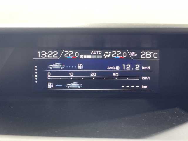 スバル インプレッサ スポーツ 2．0i－Lアイサイト 神奈川県 2017(平29)年 4.6万km アイスシルバーメタリック アイサイト/バックカメラ/ドライブレコーダー/スペアキー/autoライト/LEDヘッドライト/純正ナビ/電子パーキング/ETC/プッシュスタート/シートリフター/フォグランプ/Bluetooth/フルセグテレビ/オートホールド/SRH/革ステアリング/電動格納ミラー/純正フロアマット/純正アルミホイール/純正ドアバイザー/ダウンヒル/スマートキー/パドルシフト/ウィンカーミラー