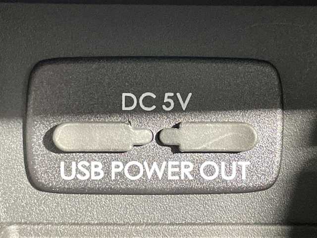 スバル インプレッサ スポーツ 2．0i－Lアイサイト 神奈川県 2017(平29)年 4.6万km アイスシルバーメタリック アイサイト/バックカメラ/ドライブレコーダー/スペアキー/autoライト/LEDヘッドライト/純正ナビ/電子パーキング/ETC/プッシュスタート/シートリフター/フォグランプ/Bluetooth/フルセグテレビ/オートホールド/SRH/革ステアリング/電動格納ミラー/純正フロアマット/純正アルミホイール/純正ドアバイザー/ダウンヒル/スマートキー/パドルシフト/ウィンカーミラー