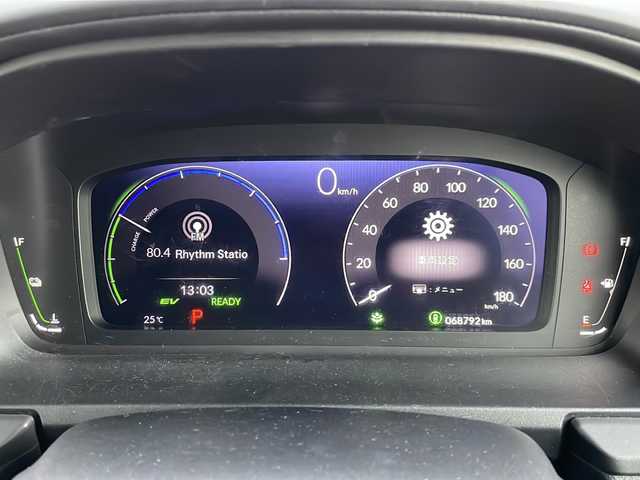 ホンダ ステップワゴン eHEV エアー 山形県 2022(令4)年 6.9万km プラチナホワイトパール Honda SENSING/・衝突軽減ブレーキ（ＣＭＢＳ）/・路外逸脱抑制機能/・先行車発進お知らせ機能/・アダプティブクルーズコントロール（ＡＣＣ）/・車線維持支援システム（ＬＫＡＳ）/・標識認識機能/・誤発進抑制機能 /・近距離衝突軽減ブレーキ/両側パワースライドドア/純正ナビ’(CD.DVD.BT.SD.USB)/フルセグ/バックカメラ/純正ドライブレコーダー/電動パーキングブレーキ/オートホールド/LEDヘッドライト/プッシュスタート/スマートキー