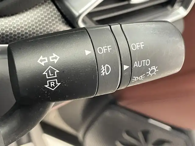 マツダ ＣＸ－８ XD エクスクルーシブモード 滋賀県 2021(令3)年 4.3万km プラチナクォーツメタリック 純正10インチSDナビ/・Bluetooth/USB/フルセグ/全方位カメラ/本革シート/・シートヒーター/ベンチレーション/パワーリアゲート/BOSEサウンド/ステアリングヒーター/電子パーキング/前後ソナー/ルーフレール/スマートキー/ETC